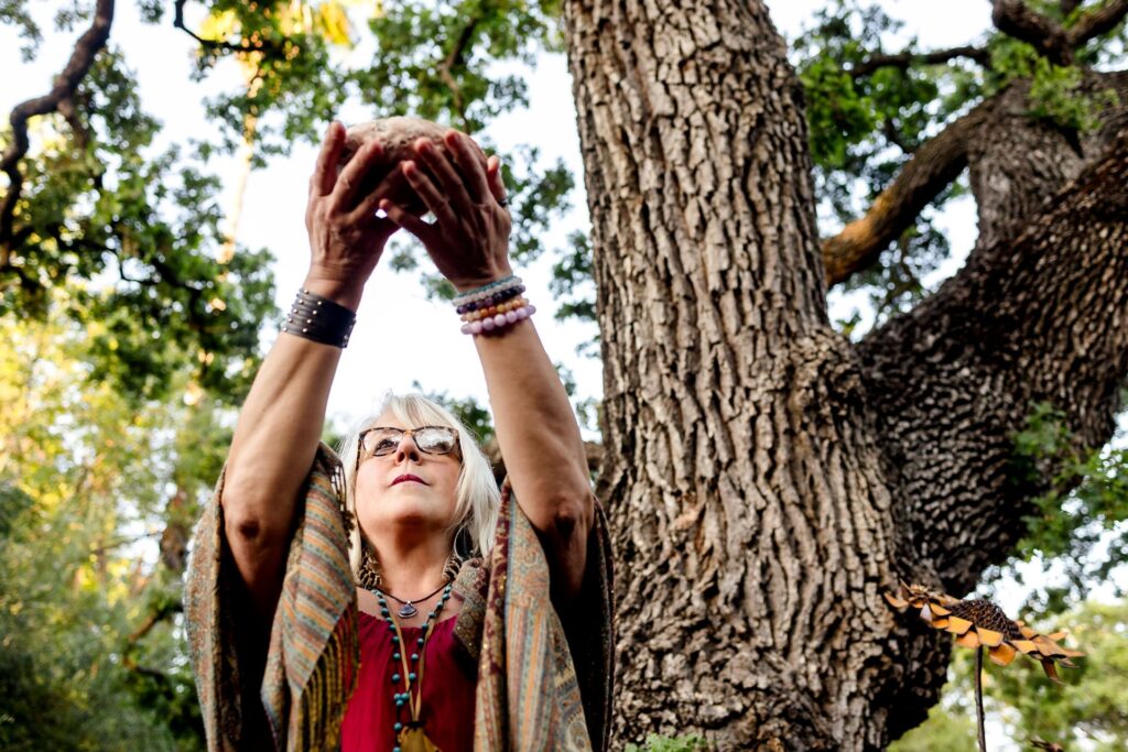 clarissa-feminine-fire-healing-smudge-to-sky